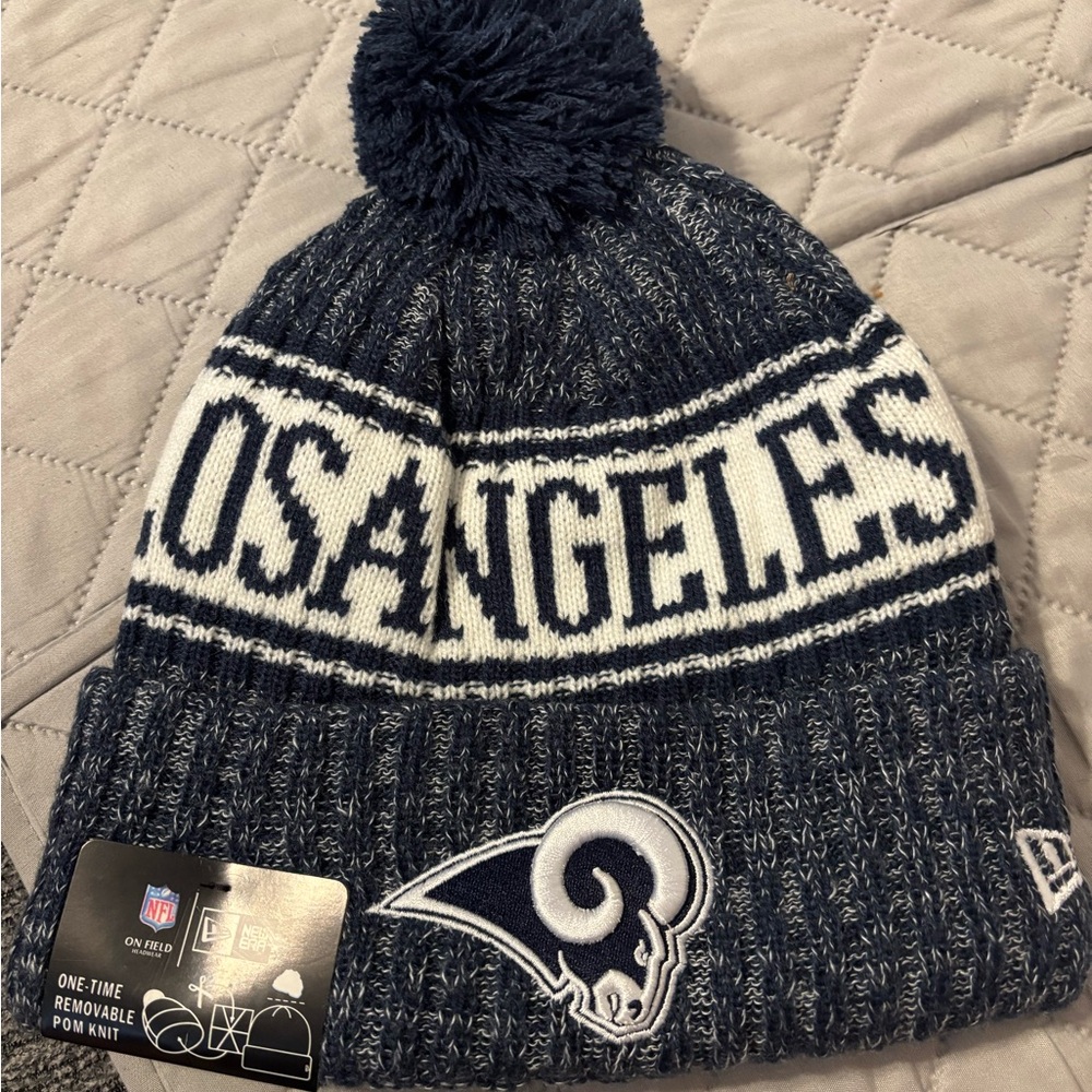 New Era Navy and White Los Angeles Beanie
